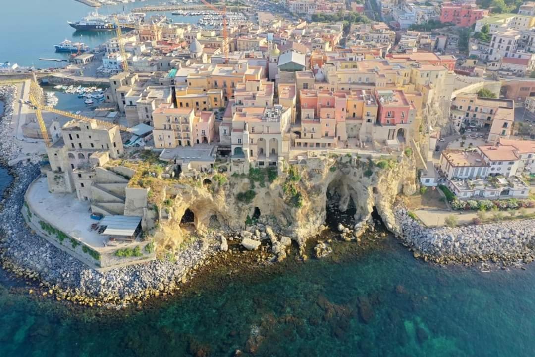 Апартаменты La Casa Del Largo Del Rosso Поццуоли Экстерьер фото